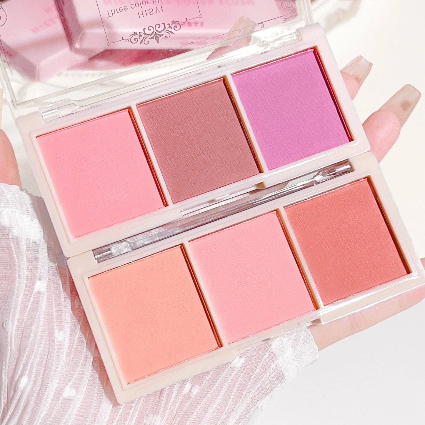 Triple Blush Palette – Soft, Fresh & Long-Lasting