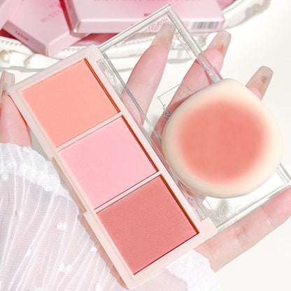 Triple Blush Palette – Soft, Fresh & Long-Lasting