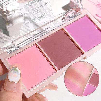 Triple Blush Palette – Soft, Fresh & Long-Lasting