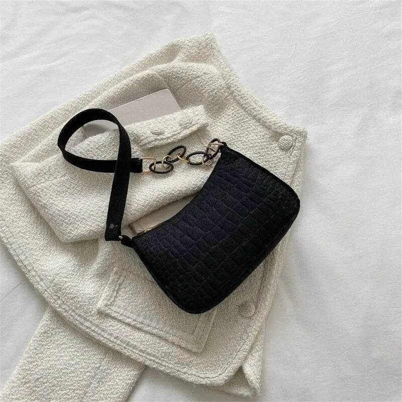 2024 Autumn Small Shoulder Bag – Retro Chic & Gentle Look