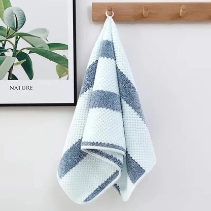 Soft Cotton Bath Towel – Absorbent & Multipurpose